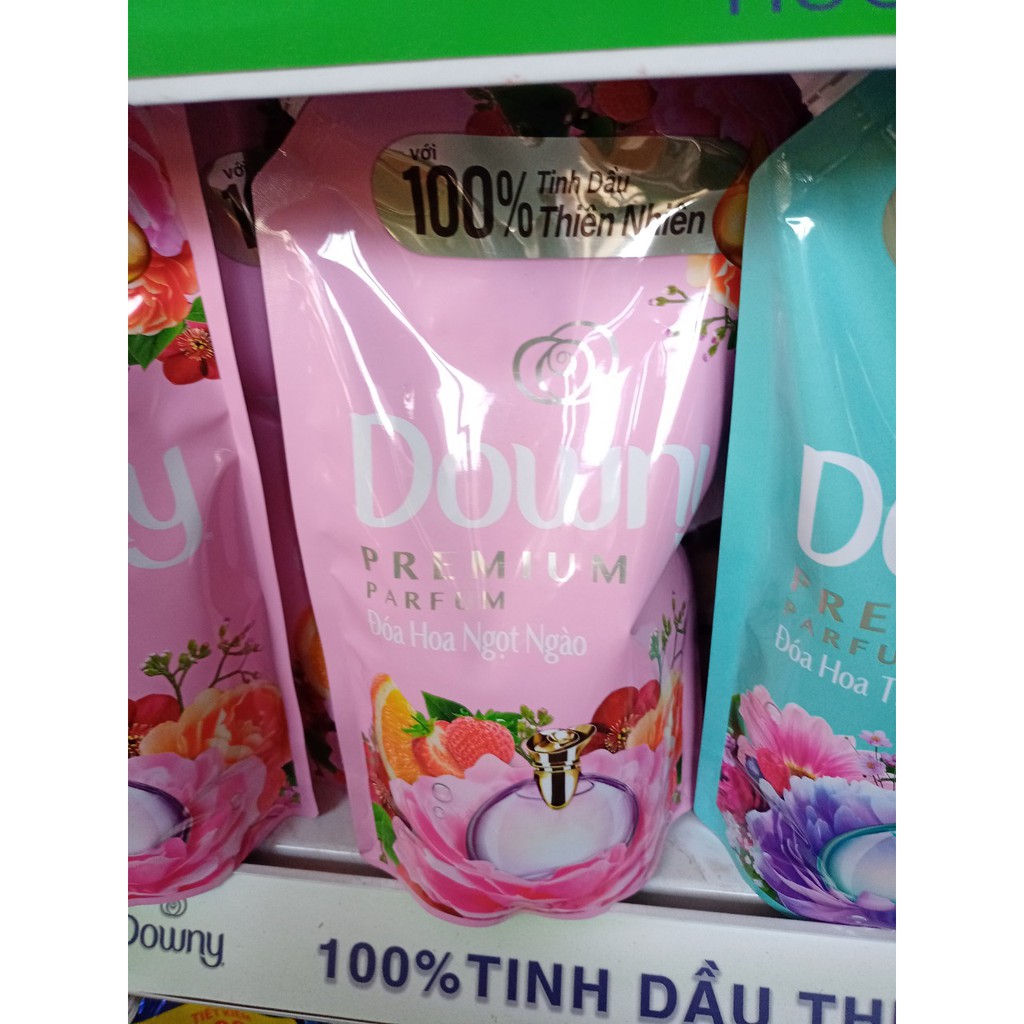 Nước xả vải Downy Đóa hoa thơm mát & ngọt ngào túi 1.4L