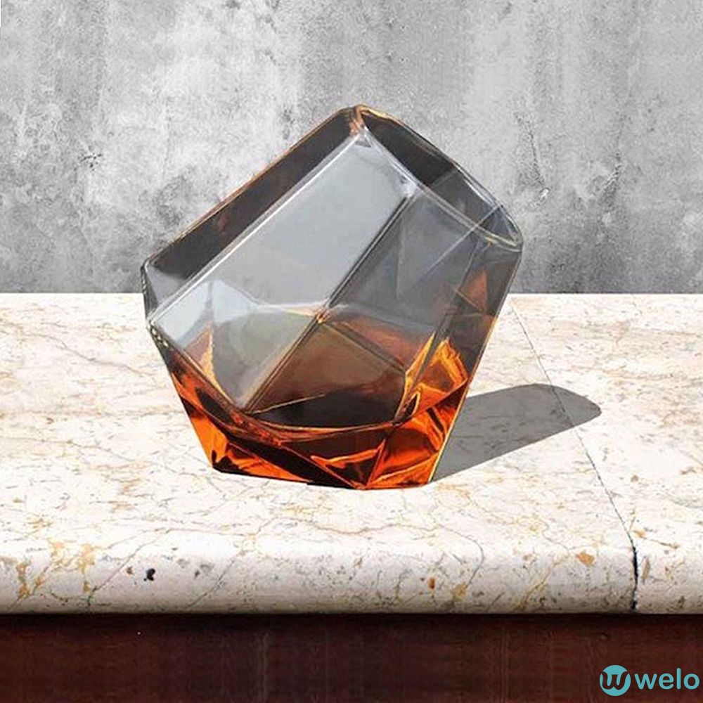 Ly Thủy Tinh Uống Rượu Whiskey Hình Dáng Độc Đáo Sáng Tạo
