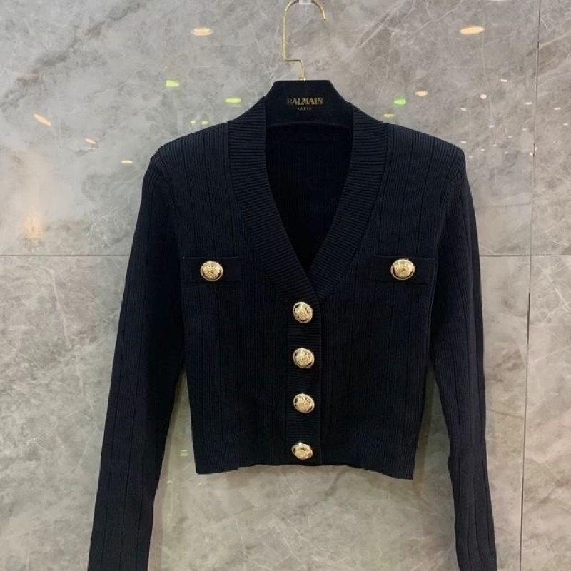 Áo len cadigan khuy vàng RA-EL