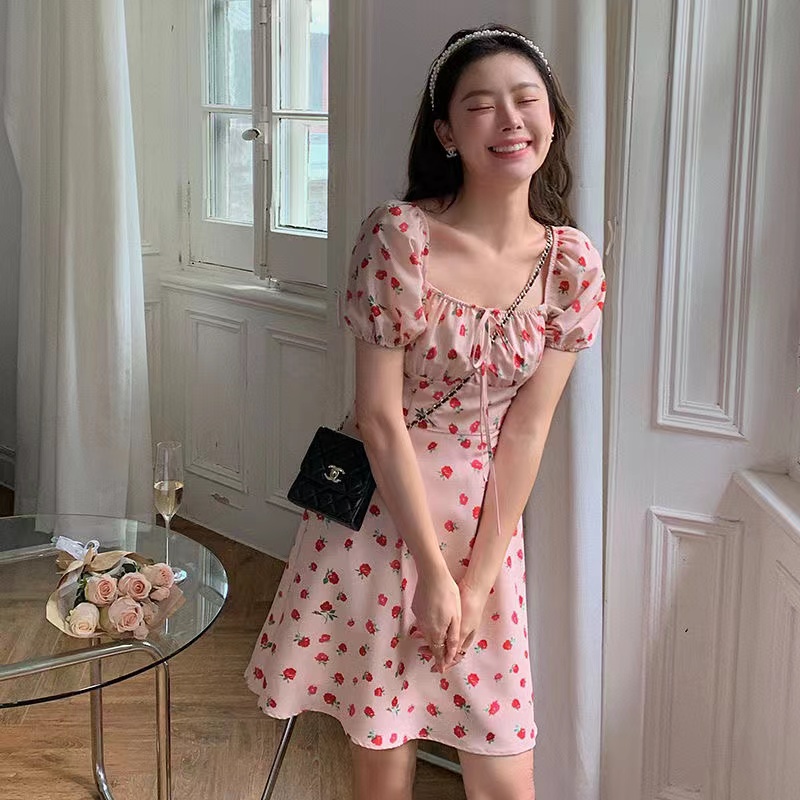 Đầm Tay Phồng Cổ Vuông Họa Tiết Hoa Xẻ Tà Phong Cách Hàn Quốc Thời Trang Mùa Hè Cho Nữ