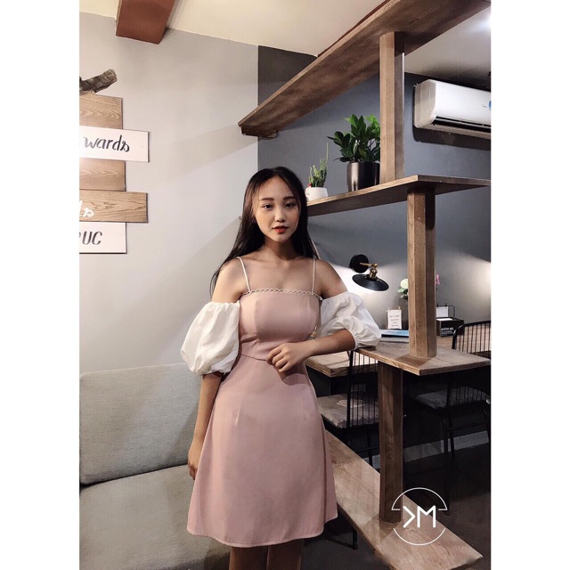 Đầm Cúp Ngực Mix Tay trắng Trễ xt