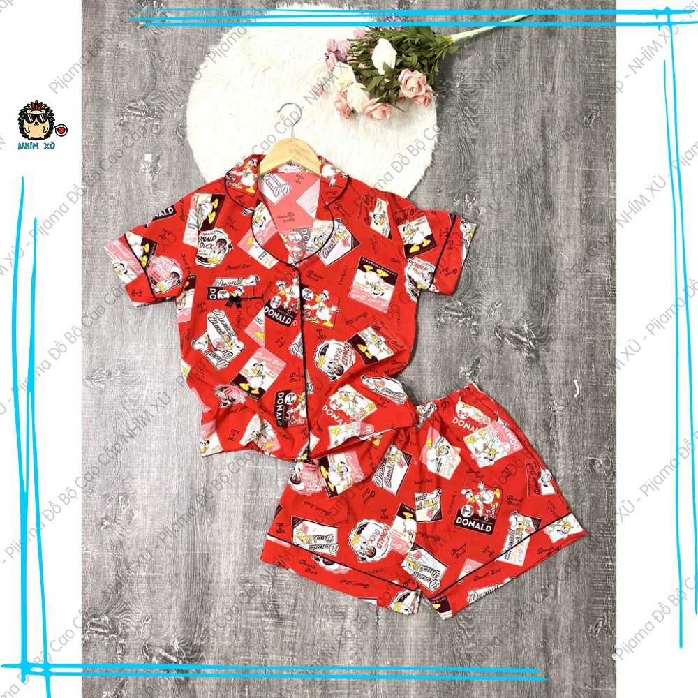 Đồ Bộ Ngủ Pijama Mặc Nhà Áo Tay Ngắn Quần Đùi Vài Satin Cao Cấp Vịt Donald | BigBuy360 - bigbuy360.vn