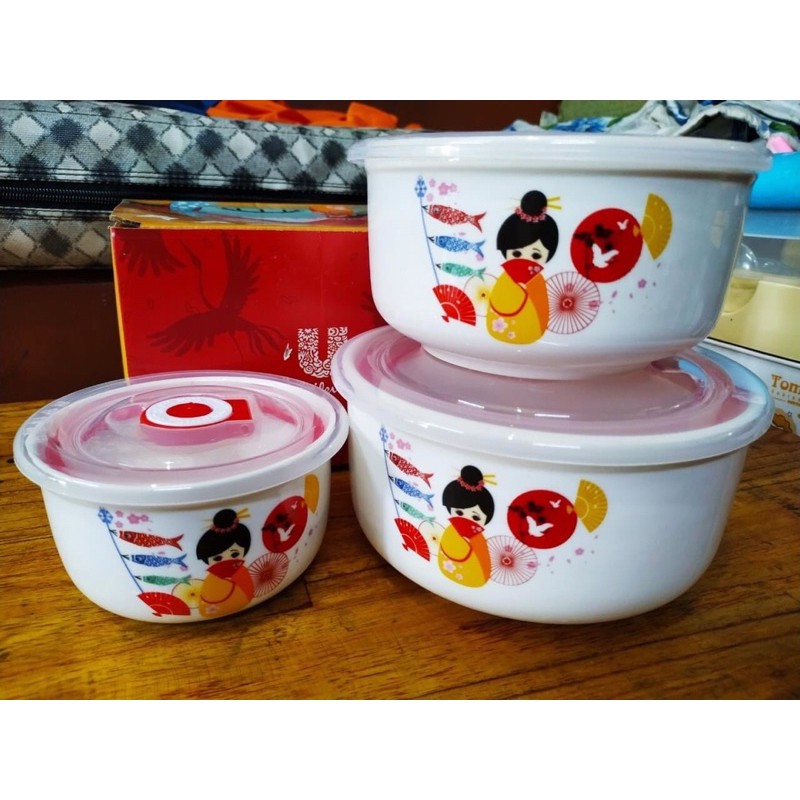 Bộ 3 thố sứ có nắp hút chân không