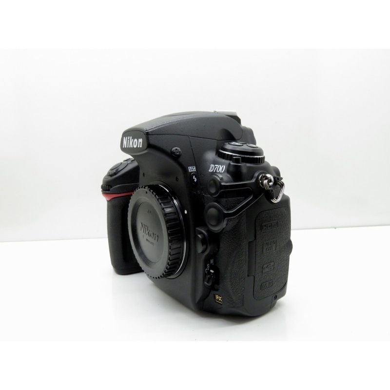 Bộ máy ảnh Nikon d700 Kèm Lens Nikon 35-70f3.3-4.5