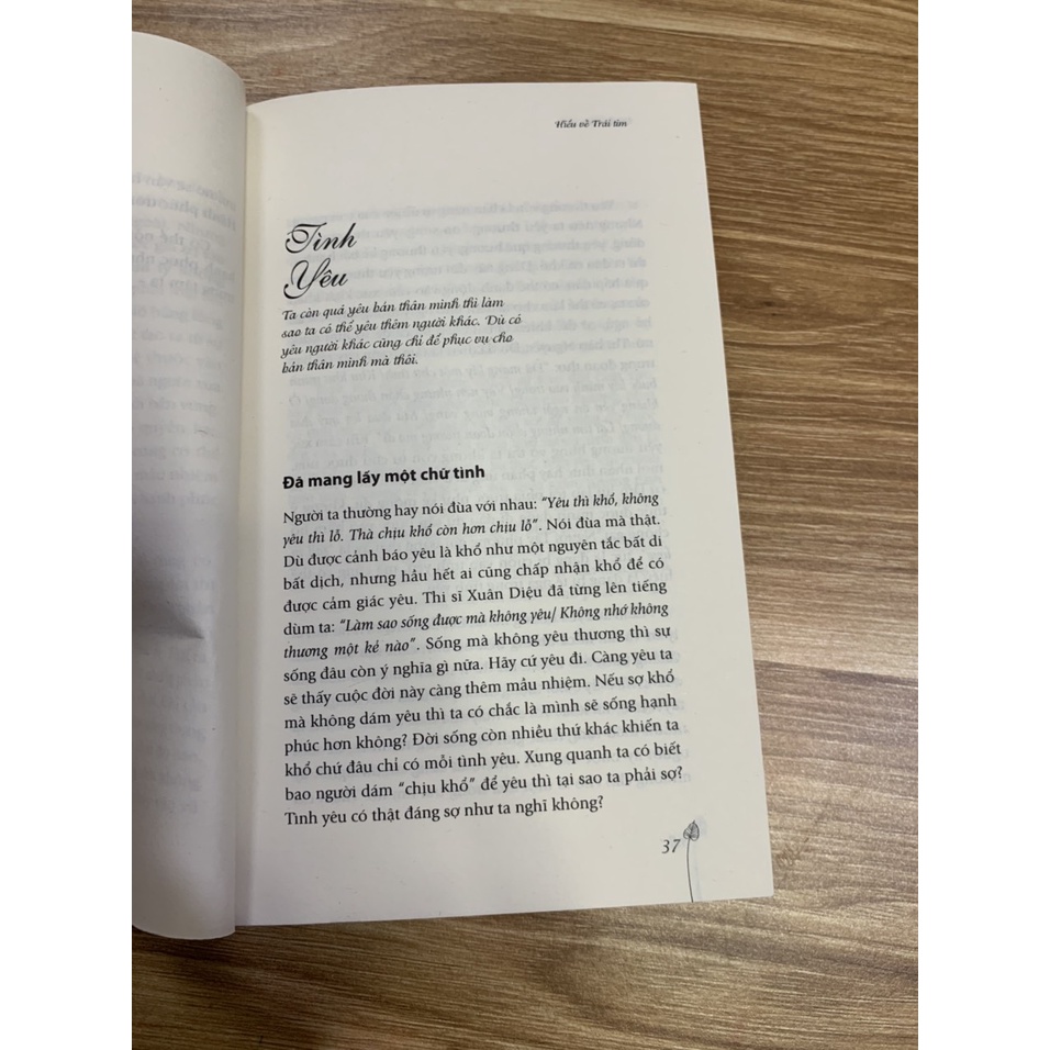 Sách - Hiểu Về Trái Tim