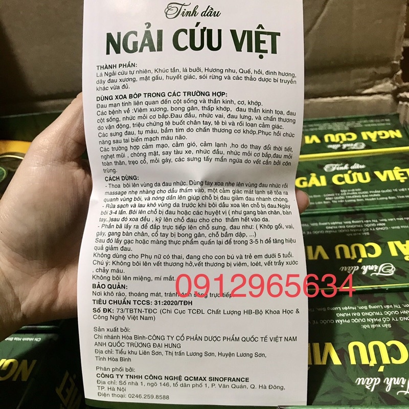 Tinh dầu Ngải cứu Việt xoa bóp massage hỗ trợ giảm đau nhức xương khớp hiệu quả