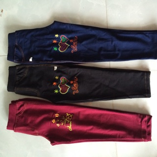 Quần jeans bé gái