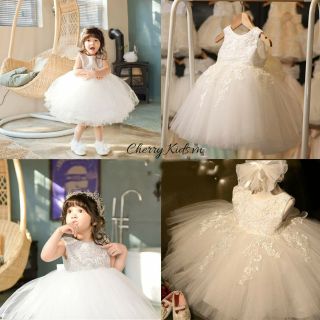 Đầm trắng ren suông
