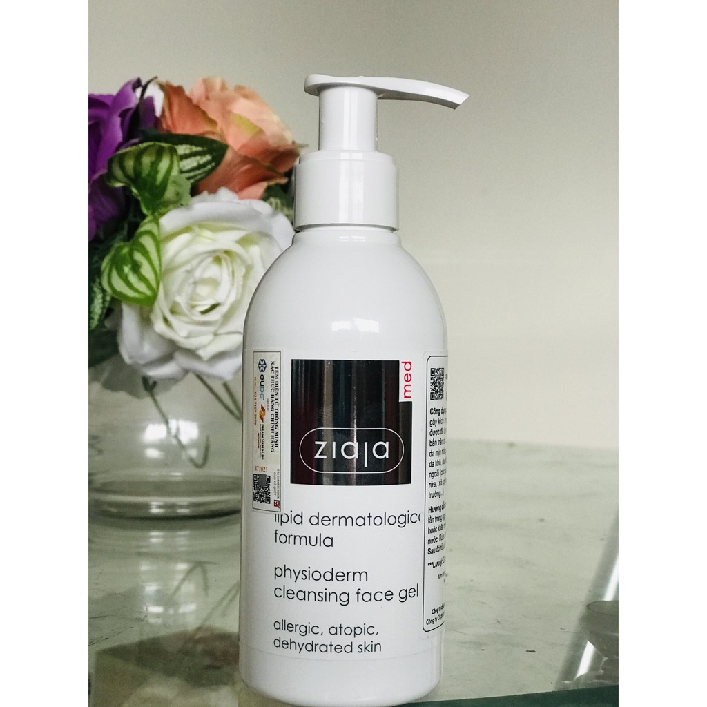 Sữa rửa mặt Ziaja Med Trắng 200ml cho da khô, da dị ứng da nhạy cảm, da mụn - gel lau rửa sinh lý
