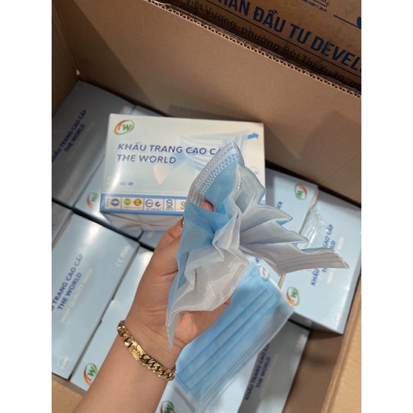 Khâu trang y tế The word 4 lớp 1 hộp 50 cái