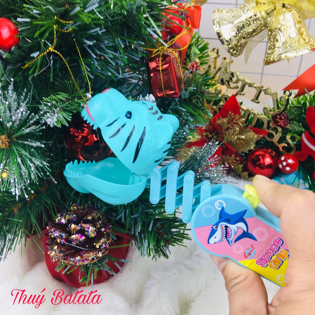 Combo 3 đồ chơi trẻ em,đồ chơi be trai và bé gái kèm kẹo hình chú hổ con đáng yêu của Úc cho trẻ từ 3 tuổi