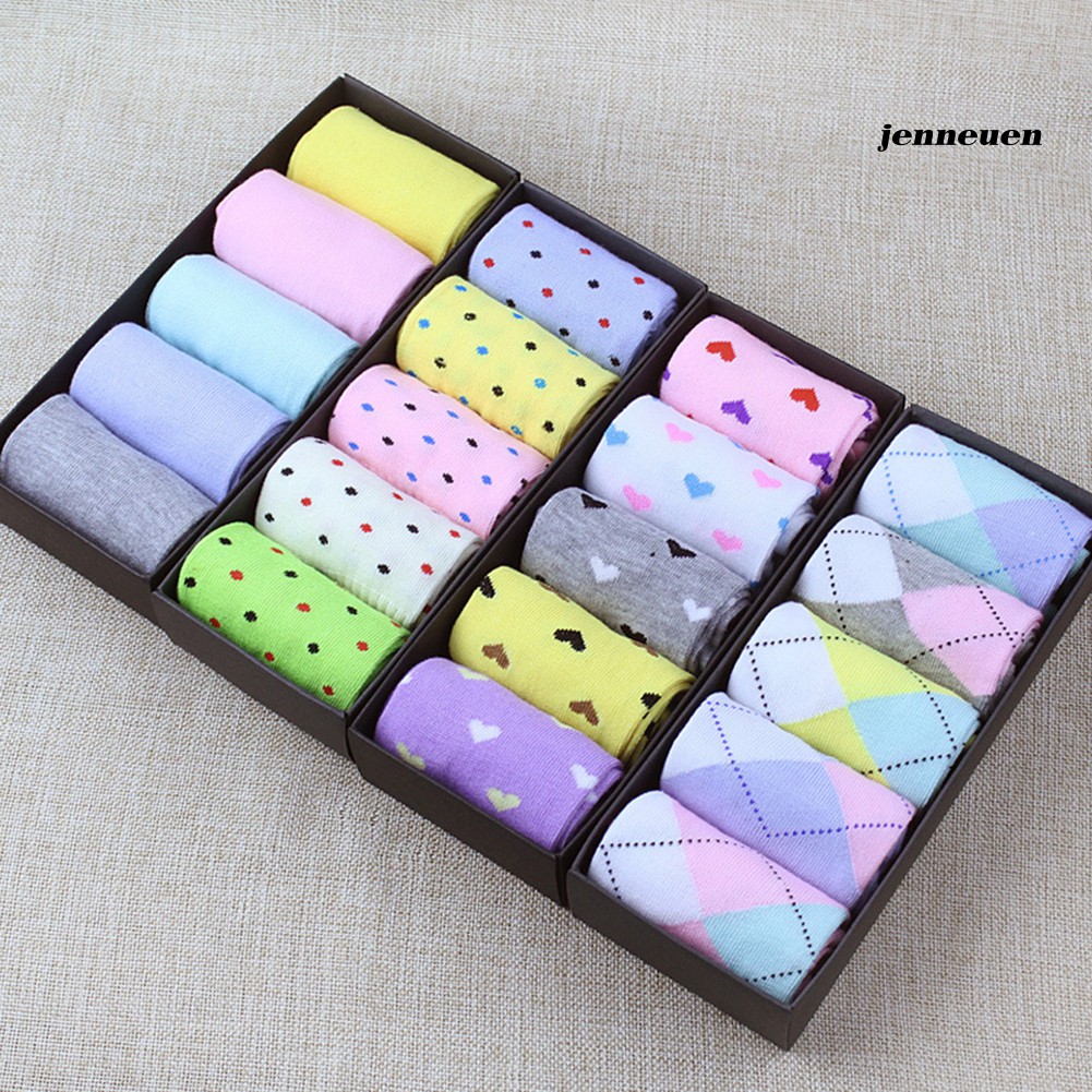 Set 5 Đôi Vớ Màu Trơn Họa Tiết Trái Tim Thời Trang Thu Đông Cho Nữ