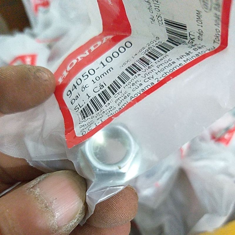 Ốc Honda 10mm bắt Trục Gấp Càng Sau Super, Dreaam Lùn, Future Wave Và Nhiều Xe Khác Dùng Chung