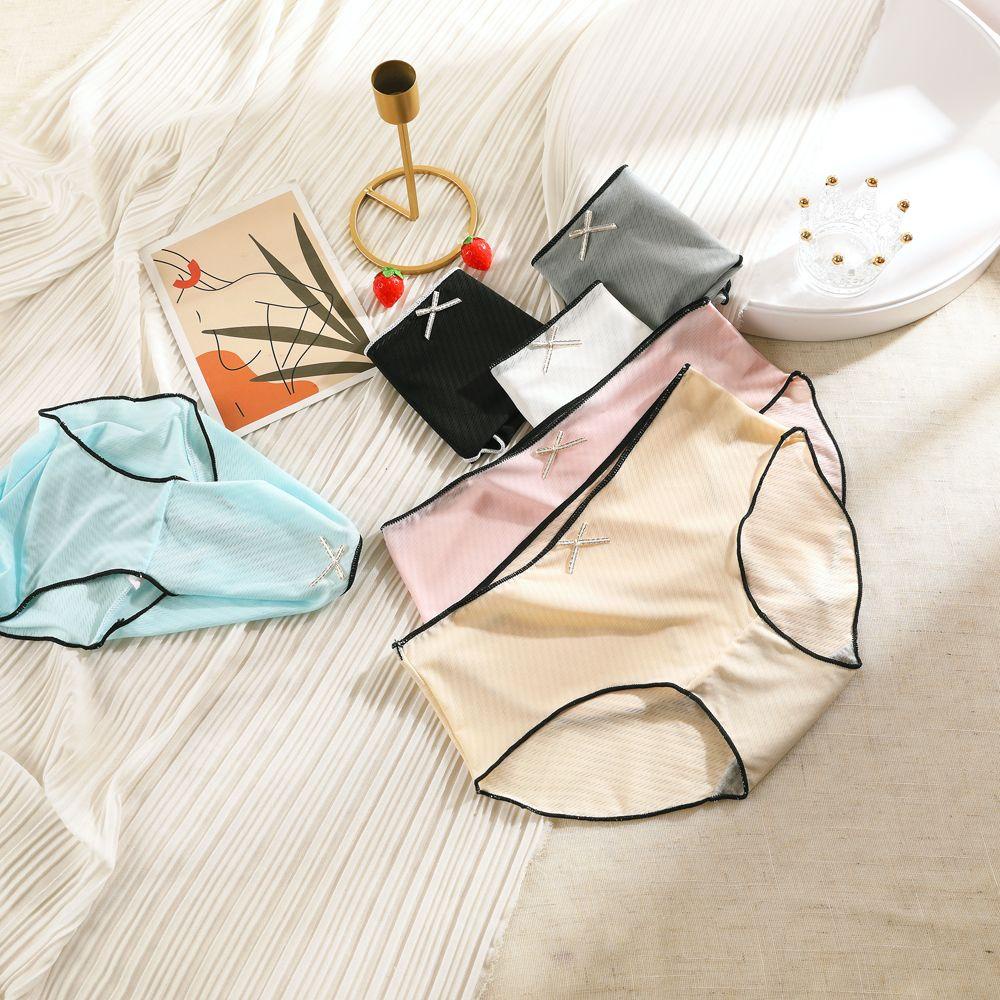 Quần Lót Thoáng Khí Không Lộ Màu Sắc Đơn Giản Thoải Mái Cho Nữ