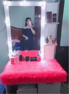 Thảm trang trí bàn trang điểm