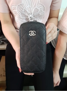 Túi đeo chéo trần trám xinh