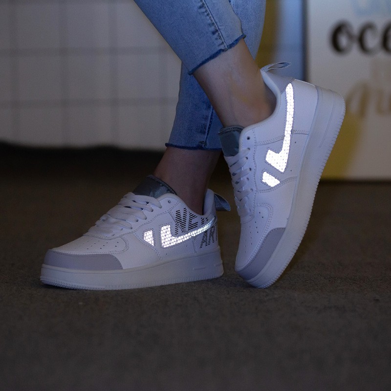 Giày sneakers nam nữ mác vuông logo phản quang in chữ new art Xịn Đẹp