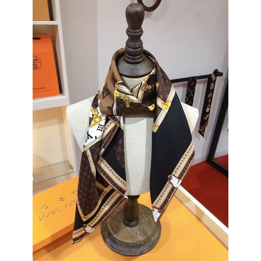 Khăn Choàng Cổ Vuông Bằng Lụa In Họa Tiết Cổ Điển Sang Trọng Cho Nữ