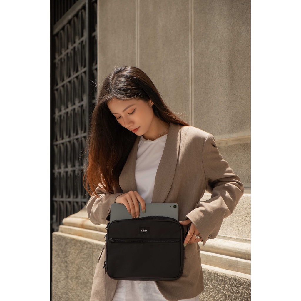 Túi đeo chéo DIM Casual Bag Nam Nữ đựng Ipad