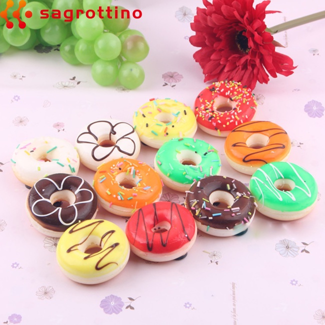 Mô hình bánh donut giả mềm nhiều màu dùng trang trí nhà cửa
