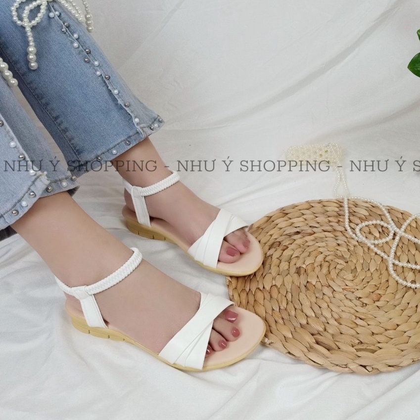 Giày sandal nữ đi học quai chéo cách điệu 2 màu đen trắng xinh xắn đế 2cm đi chơi, đi học, đi biển -tb3van
