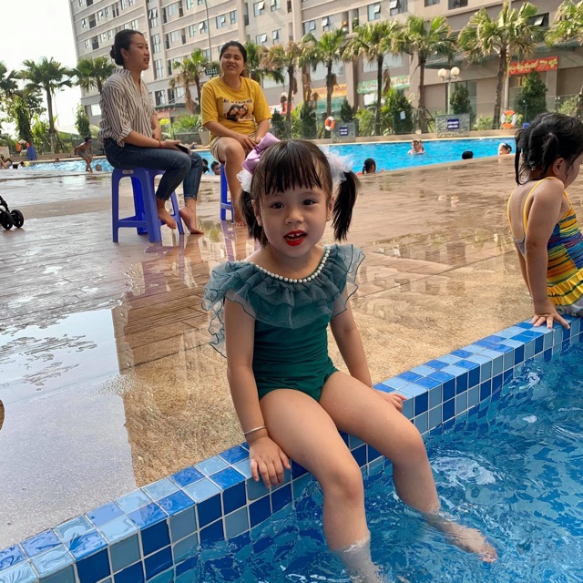 Bộ bơi cho bé gái