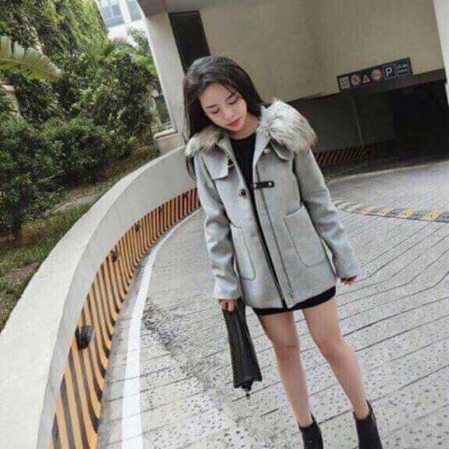 Áo dạ khuy da có mũ