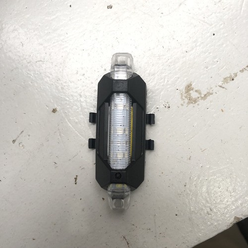 ĐÈN NHÁY NHIỀU MÀU CHO DIỀU - KÈM DÂY SẠC - THÁNH CỐC