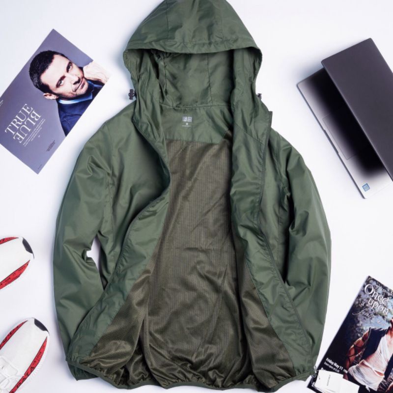 Áo khoác gió nam hai lớp lót lưới xuất dư vải gió gân cao cấp.