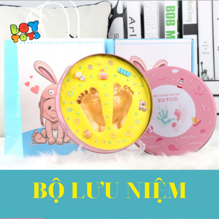 Bộ lưu niệm in dấu tay, dấu chân lưu giữ kỉ niệm cho bé
