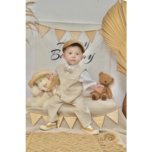 Bộ vest công tử bé trai thôi nôi màu be