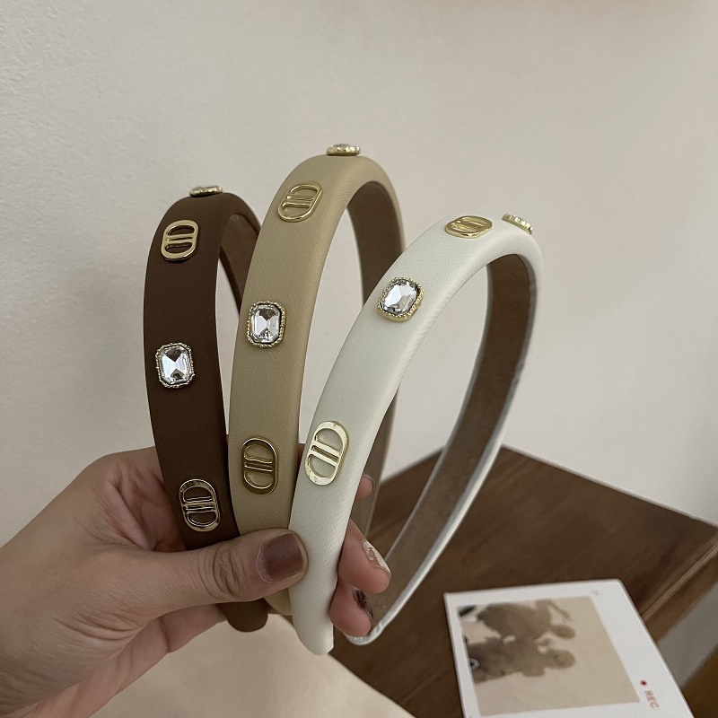 Dây Cột Tóc Bằng Vải Bọc Vải Viền Mịn Họa Tiết Chữ D Đính Kim Cương Phong Cách Hàn Quốc Mới Cho Nữ