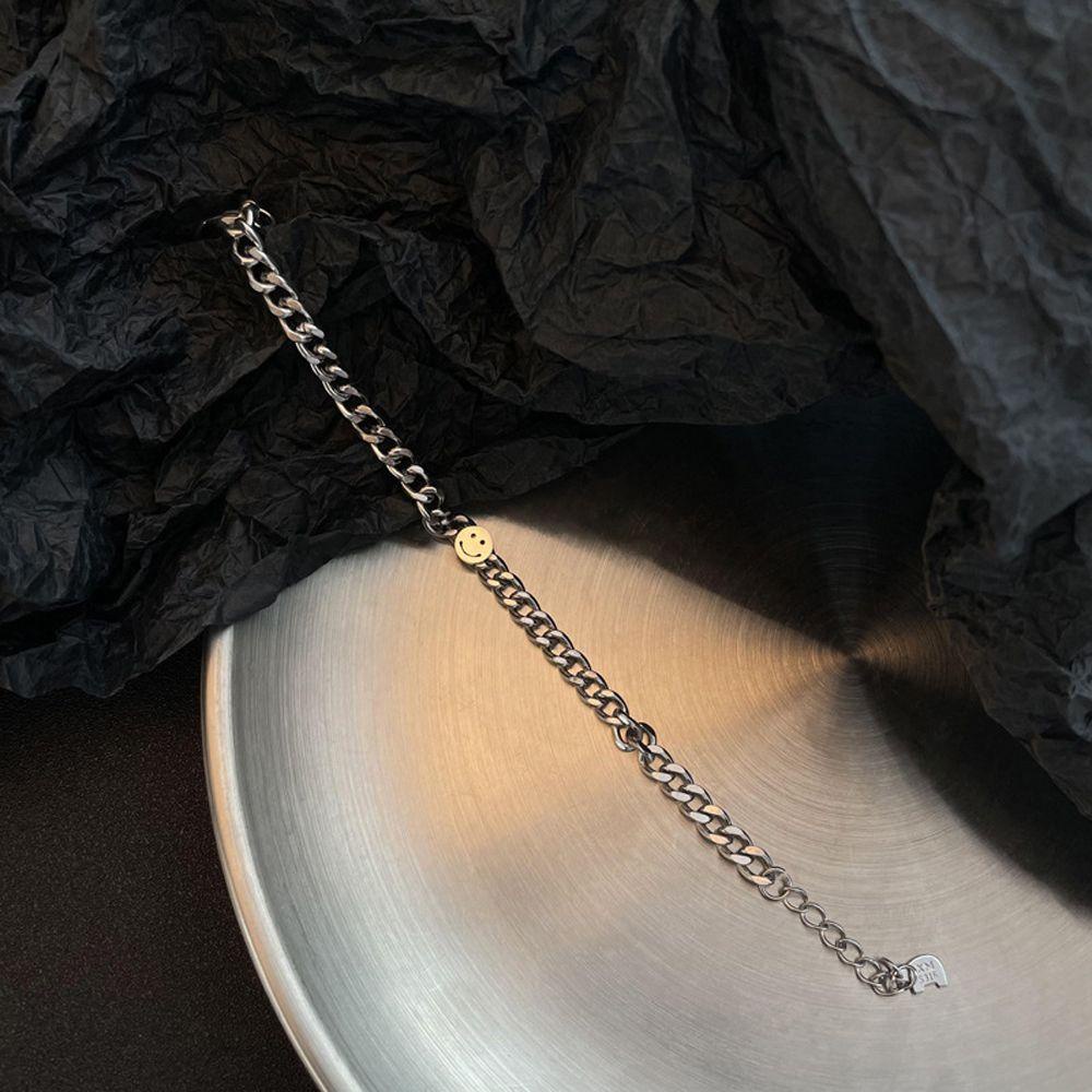 Vòng Tay Mặt Cười Độc Đáo Phong Cách Hàn Quốc