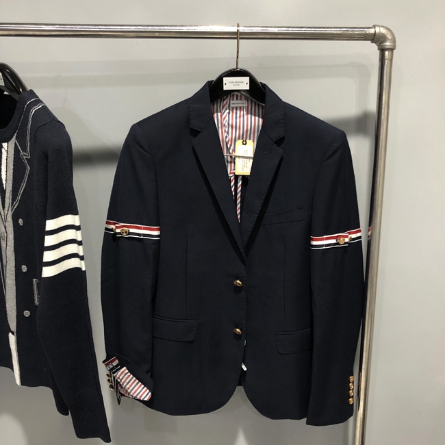 (2 MÀU) ÁO VEST BLAZER THOM BROWNE NAM MÀU XANH NAVY