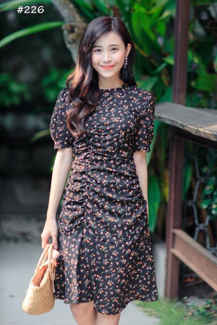 Nhập WAFS1921 giảm 15% tối đa 30k đơn 99k_ Đầm hoa nhún sườn (4 màu, ảnh thật)