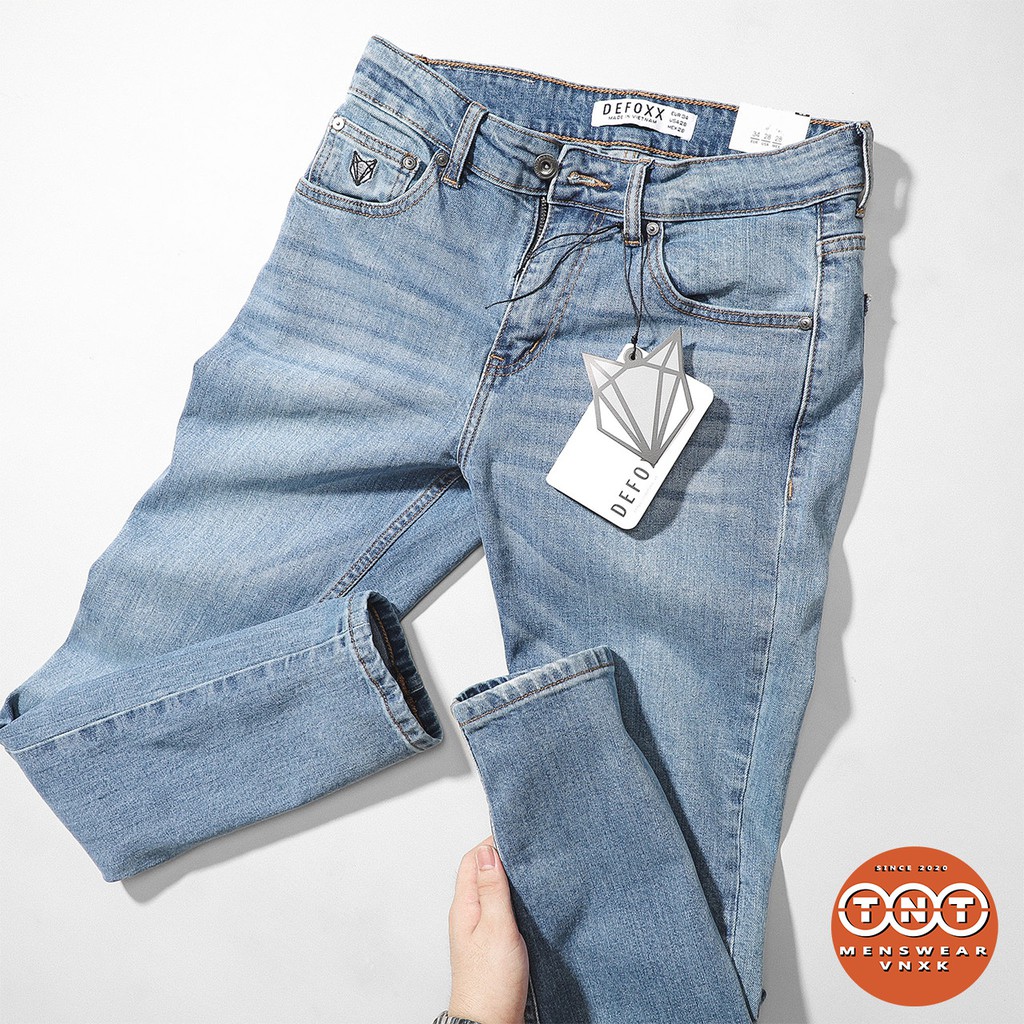 [ HÀNG ĐỘC QUYỀN DEFOXX ] Quần jean nam xanh đậm, vải cao cấp, không xù lông, không bai nhão và ra màu,  form slim fit.