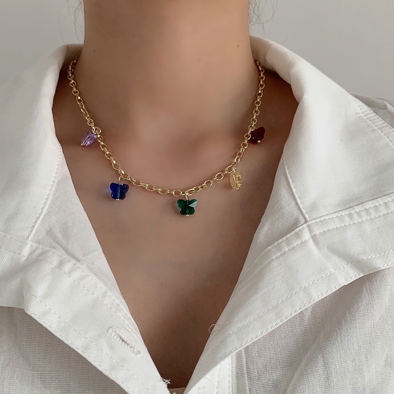 Dây chuyền vòng cổ nữ xích đính hình bướm nhựa nhiều màu J109