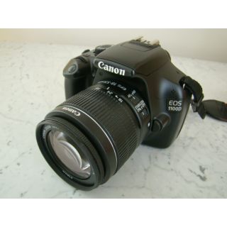 Máy ảnh canon 1100d kèm lens 18-55