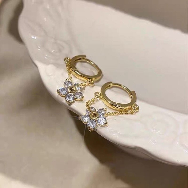 Bông tai xi mạ vintage sang trọng cổ điển