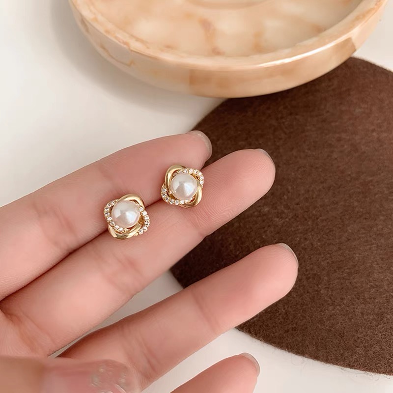 Bông Tai Mạ Bạc 925 Đính Ngọc Trai Và Kim Cương Nhân Tạo Đơn Giản