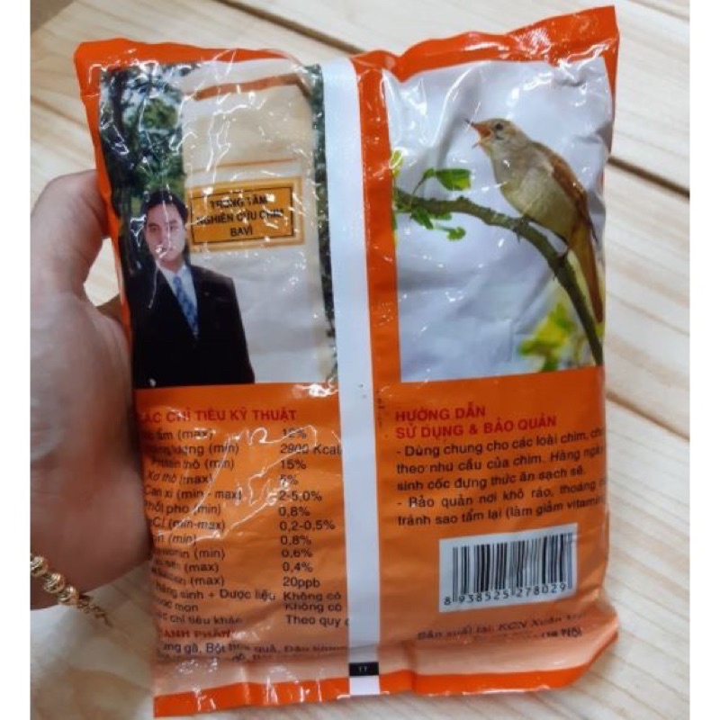 Cám trứng Ba Vì 500gram, cám chim làm mồi câu cá.