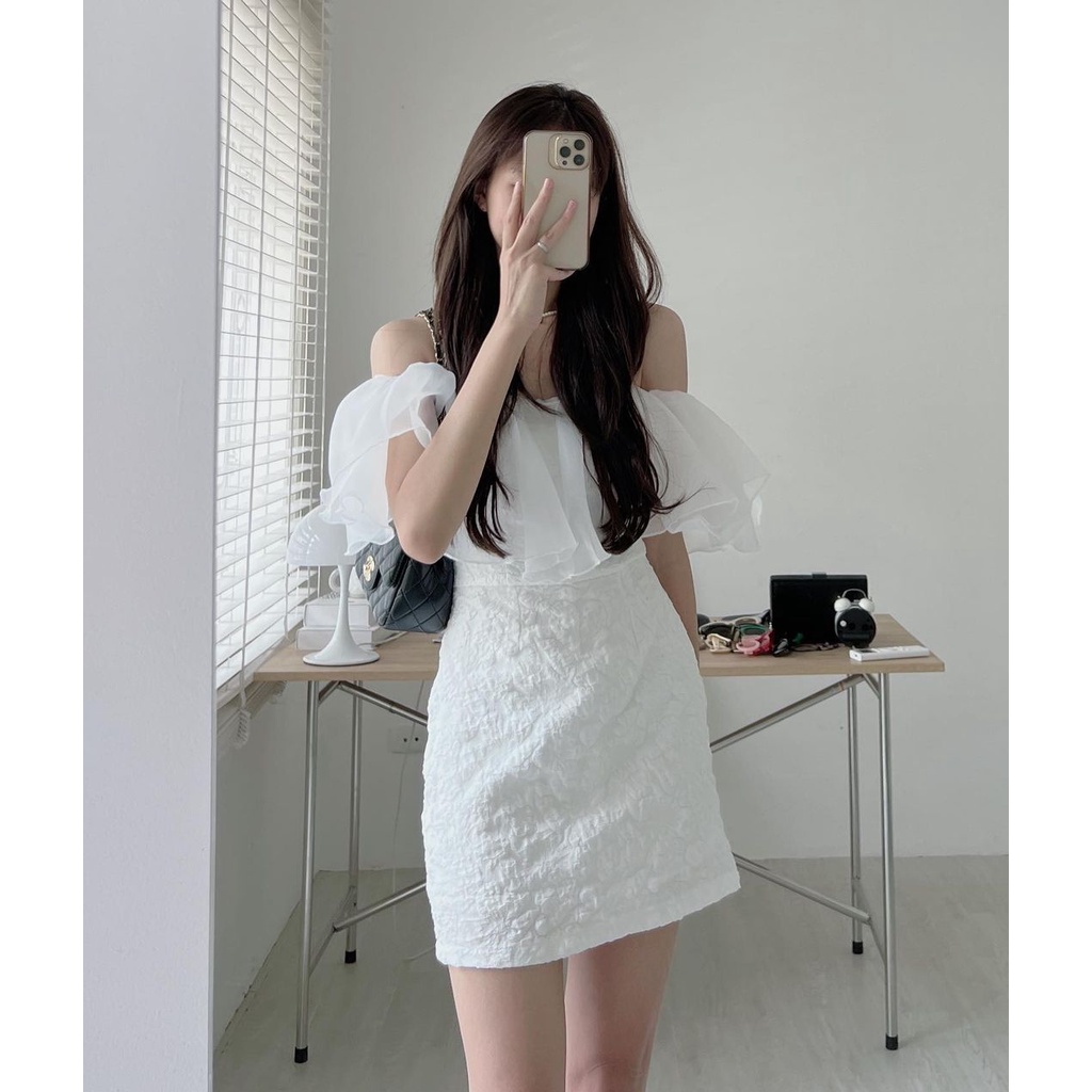 VÁY GẤM TRẮNG HOA NỔI VOAN TRỄ VAI SENA DRESS TIỂU THƯ SIÊU XINH