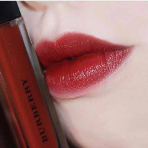 Son Kem Burberry Kisses Lip Lacquer No.45 Dark Russet Màu Đỏ Nâu