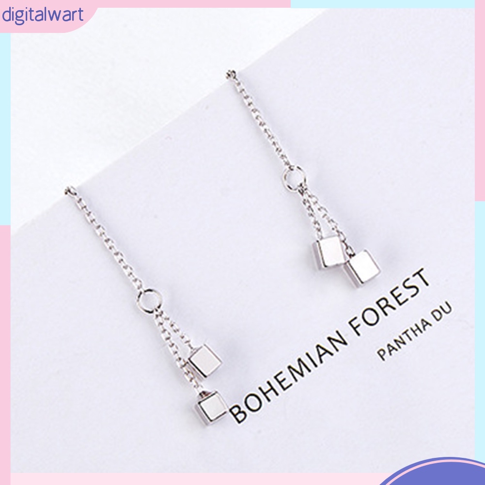 Khuyên tai dáng dài tua rua thời trang dành cho bạn nữ