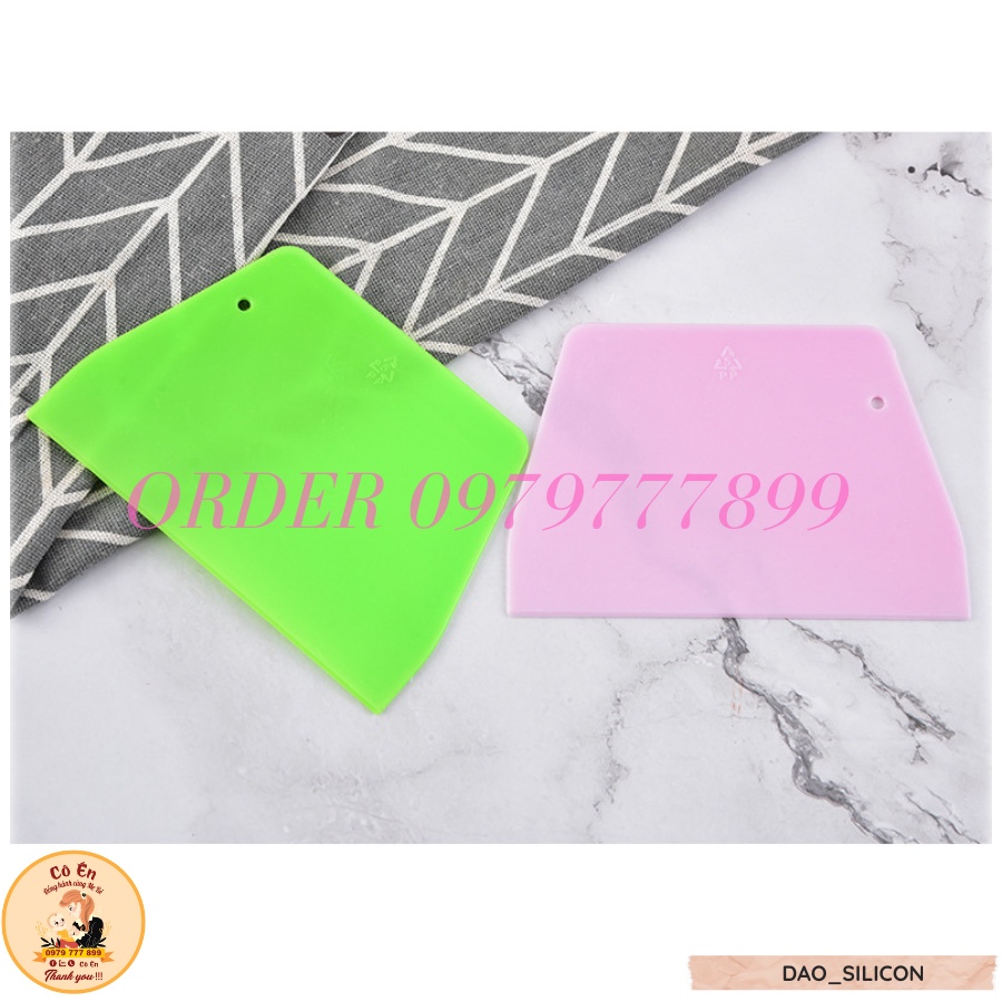 Dao cắt bột silicon loại chắc chắn, cao cấp dùng làm bánh, trang trí bánh kem, nạo bột