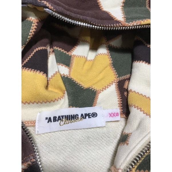Áo khoác có mũ Hooodie zip hiệu ABathing Ape màu Camo size kid XXS fit 35kg