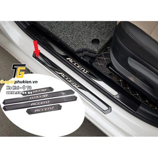 Bộ Ốp bậc cửa, Nẹp bước chân carbon, cacbon Hyundai Accent 2018-2021