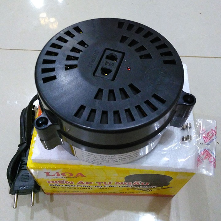 Biến áp đổi nguồn 220V ra 110V Lioa 200VA