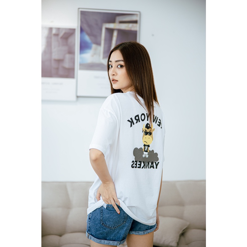 Áo thun nữ T-shirt in con bò sau lưng CCHAT