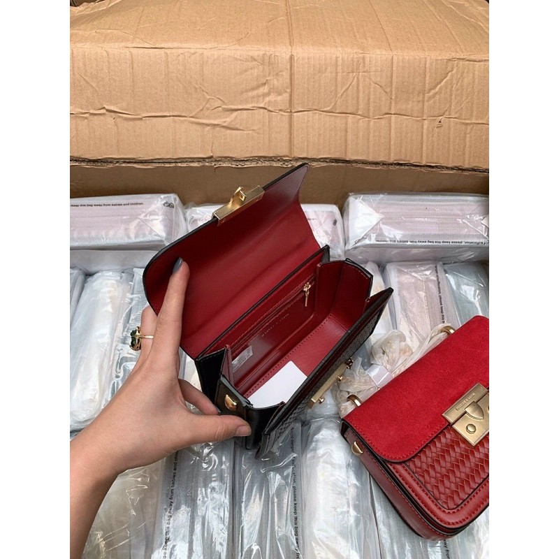 Túi Nữ CNK Nắp Nhung Woven Boxy Chain Strap Bag
